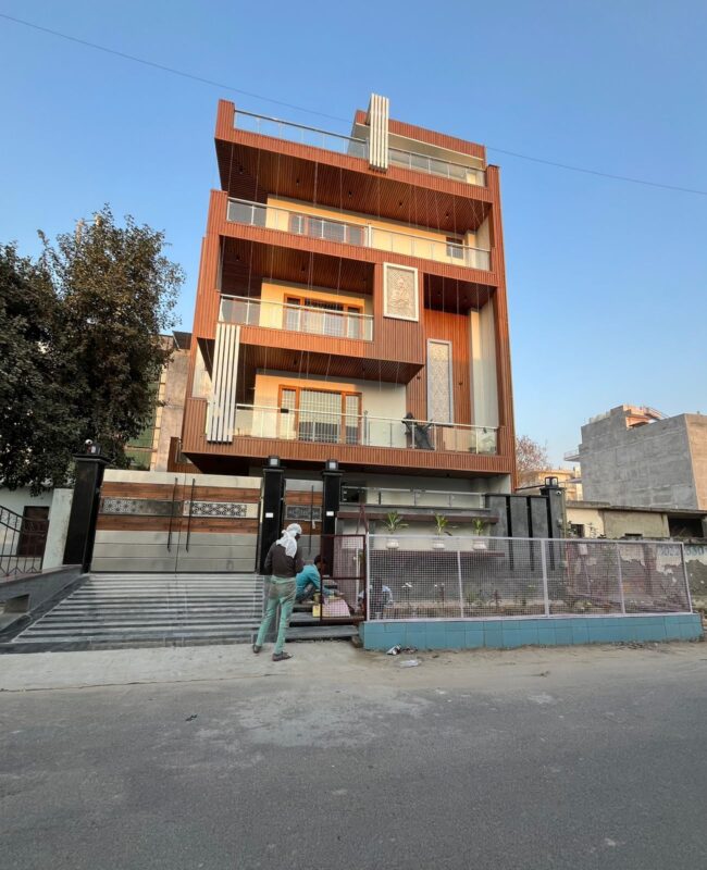 Girls And Boys PG Building Photo